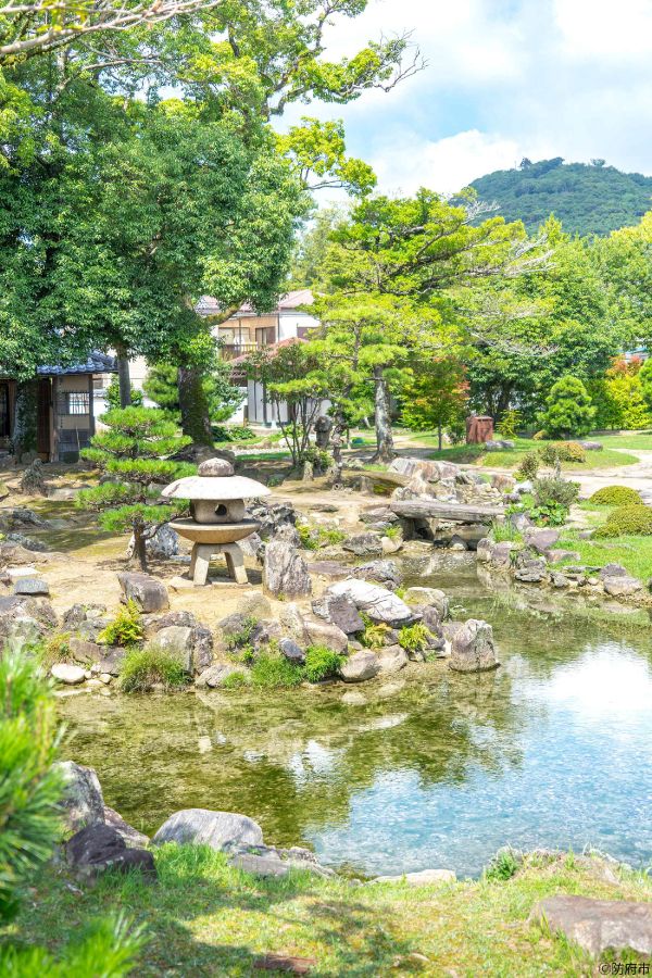 英雲荘庭園２