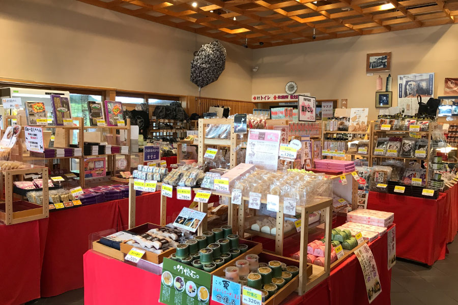うめてらす売店