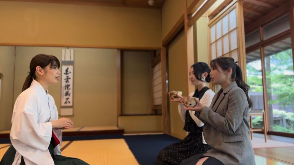 暁天楼2階(特別公開)と芳松庵の抹茶体験4