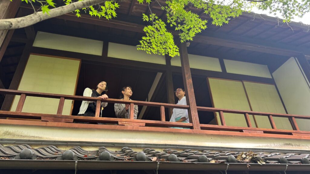 暁天楼2階(特別公開)と芳松庵の抹茶体験2