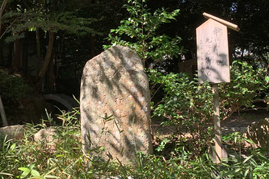 劔神社（松尾芭蕉の句碑）